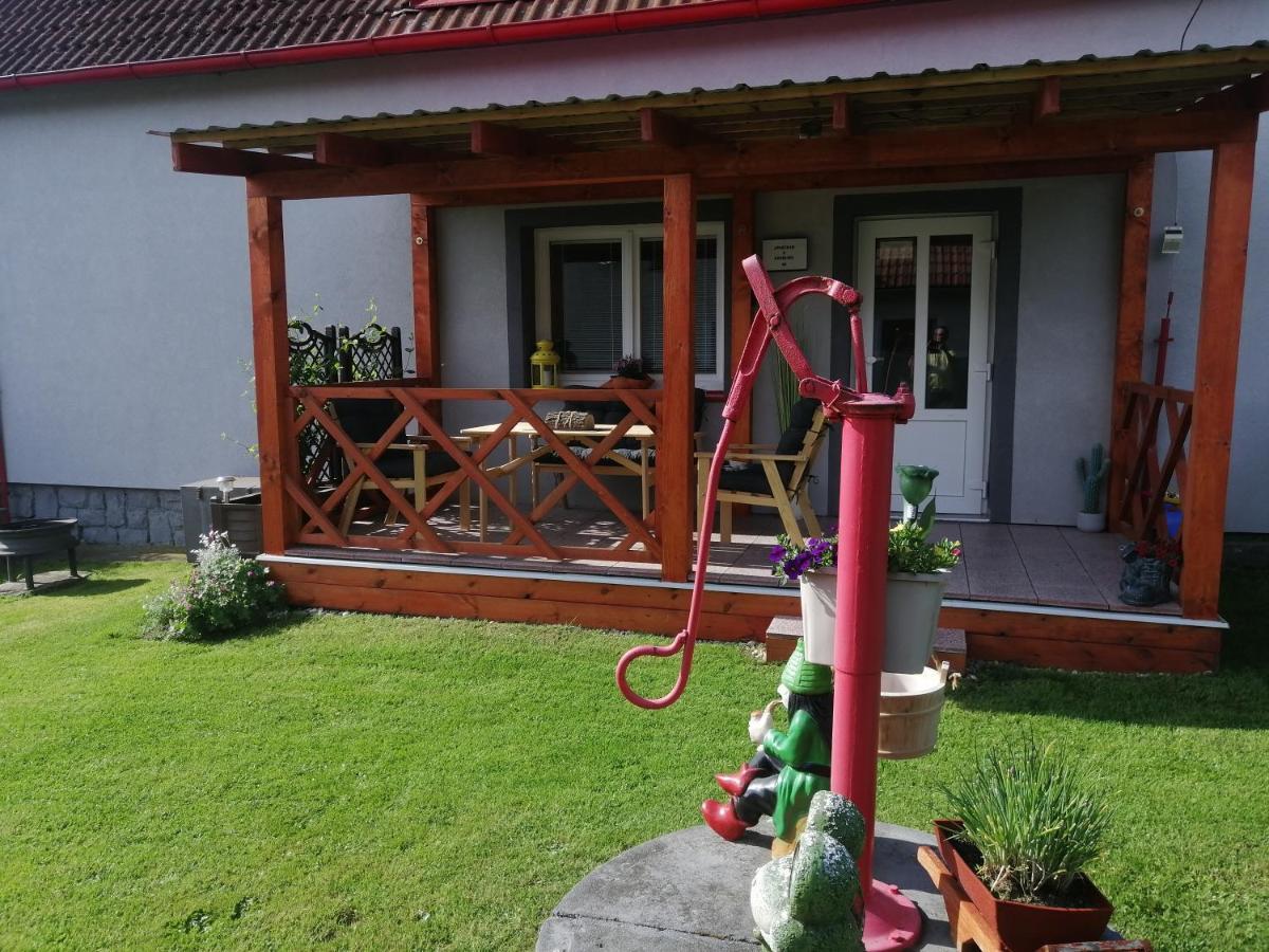 Apartman U Krumlova Kajov Exterior photo
